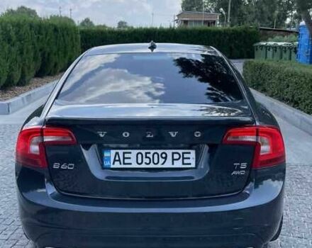 Черный Вольво С60, объемом двигателя 2.5 л и пробегом 235 тыс. км за 8100 $, фото 6 на Automoto.ua