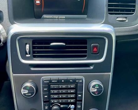 Черный Вольво С60, объемом двигателя 2 л и пробегом 215 тыс. км за 13000 $, фото 8 на Automoto.ua