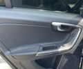 Черный Вольво С60, объемом двигателя 2.5 л и пробегом 235 тыс. км за 8100 $, фото 12 на Automoto.ua