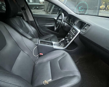 Чорний Вольво С60, об'ємом двигуна 2.5 л та пробігом 156 тис. км за 12300 $, фото 11 на Automoto.ua