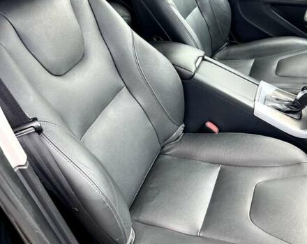 Черный Вольво С60, объемом двигателя 2.5 л и пробегом 150 тыс. км за 13500 $, фото 9 на Automoto.ua