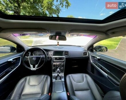 Черный Вольво С60, объемом двигателя 2 л и пробегом 215 тыс. км за 13000 $, фото 1 на Automoto.ua