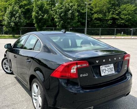 Черный Вольво С60, объемом двигателя 2.5 л и пробегом 150 тыс. км за 13500 $, фото 4 на Automoto.ua