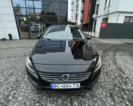 Чорний Вольво С60, об'ємом двигуна 2.5 л та пробігом 156 тис. км за 12300 $, фото 1 на Automoto.ua