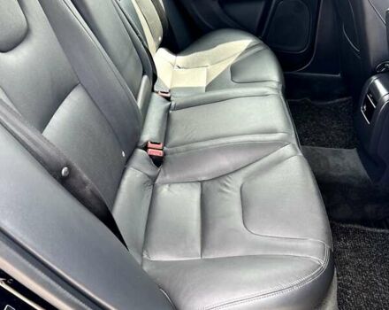 Черный Вольво С60, объемом двигателя 2.5 л и пробегом 150 тыс. км за 13500 $, фото 11 на Automoto.ua