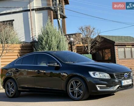 Черный Вольво С60, объемом двигателя 1.97 л и пробегом 140 тыс. км за 10500 $, фото 19 на Automoto.ua