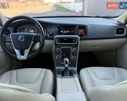 Черный Вольво С60, объемом двигателя 1.97 л и пробегом 140 тыс. км за 10500 $, фото 61 на Automoto.ua