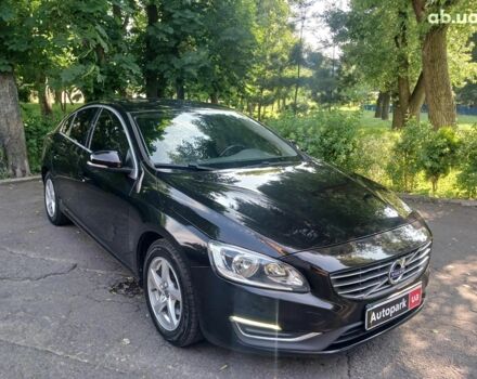 Черный Вольво С60, объемом двигателя 2 л и пробегом 255 тыс. км за 12890 $, фото 2 на Automoto.ua