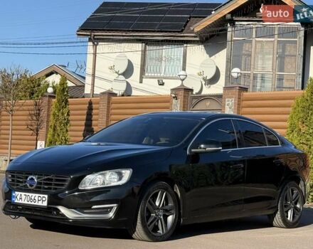Черный Вольво С60, объемом двигателя 1.97 л и пробегом 140 тыс. км за 10500 $, фото 8 на Automoto.ua