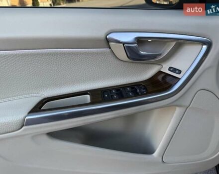 Черный Вольво С60, объемом двигателя 1.97 л и пробегом 140 тыс. км за 10500 $, фото 47 на Automoto.ua