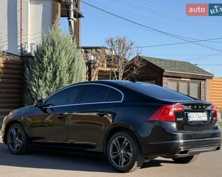 Черный Вольво С60, объемом двигателя 1.97 л и пробегом 140 тыс. км за 10500 $, фото 20 на Automoto.ua
