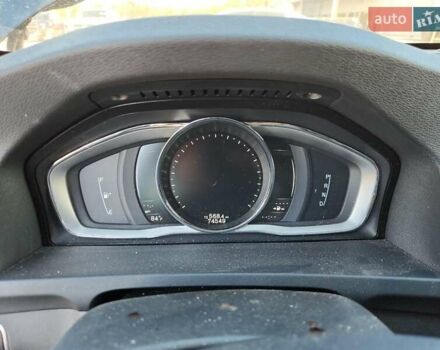 Вольво С60 2015 в Черновцах на Automoto.ua Черный Вольво С60, объемом двигателя 1.97 л и пробегом 120 тыс. км за 1500 $, фото 8 на Automoto.ua