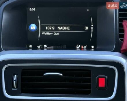 Черный Вольво С60, объемом двигателя 1.97 л и пробегом 140 тыс. км за 10500 $, фото 64 на Automoto.ua