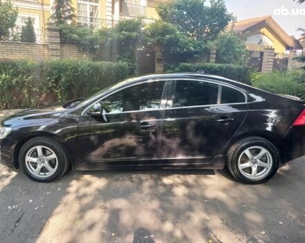 Черный Вольво С60, объемом двигателя 2 л и пробегом 255 тыс. км за 12890 $, фото 7 на Automoto.ua