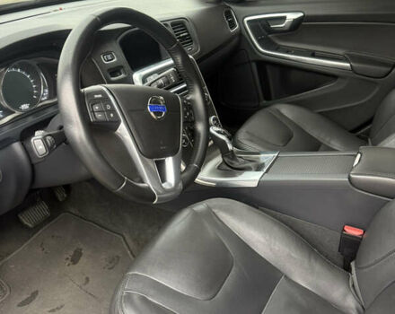 Чорний Вольво С60, об'ємом двигуна 2.5 л та пробігом 77 тис. км за 13500 $, фото 8 на Automoto.ua