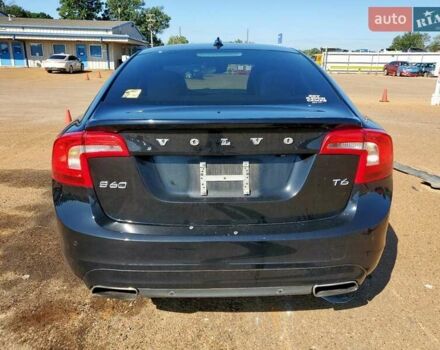 Черный Вольво С60, объемом двигателя 2 л и пробегом 135 тыс. км за 1300 $, фото 5 на Automoto.ua