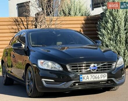 Черный Вольво С60, объемом двигателя 1.97 л и пробегом 140 тыс. км за 10500 $, фото 12 на Automoto.ua