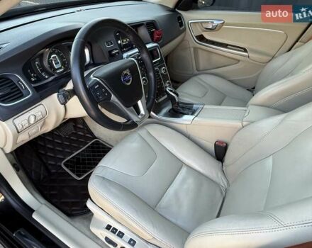 Черный Вольво С60, объемом двигателя 1.97 л и пробегом 140 тыс. км за 10500 $, фото 39 на Automoto.ua