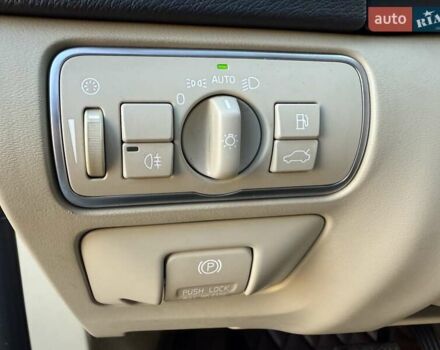 Черный Вольво С60, объемом двигателя 1.97 л и пробегом 140 тыс. км за 10500 $, фото 45 на Automoto.ua