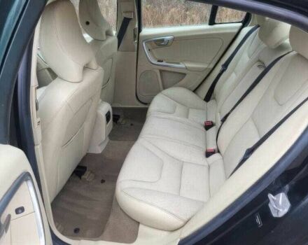 Черный Вольво С60, объемом двигателя 2 л и пробегом 98 тыс. км за 80000 $, фото 12 на Automoto.ua