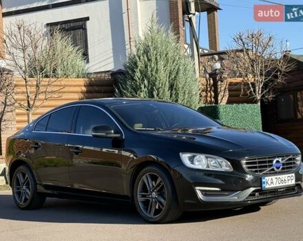 Черный Вольво С60, объемом двигателя 1.97 л и пробегом 140 тыс. км за 10500 $, фото 17 на Automoto.ua