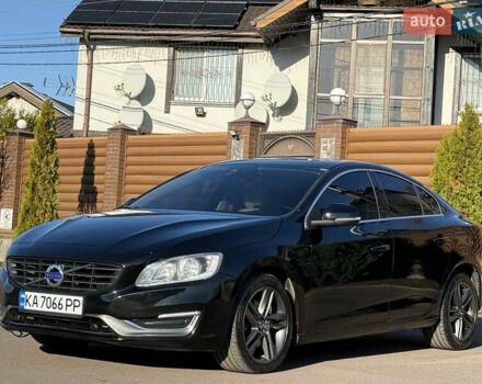 Черный Вольво С60, объемом двигателя 1.97 л и пробегом 140 тыс. км за 10500 $, фото 7 на Automoto.ua