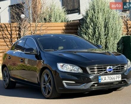 Черный Вольво С60, объемом двигателя 1.97 л и пробегом 140 тыс. км за 10500 $, фото 14 на Automoto.ua