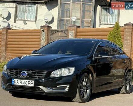 Черный Вольво С60, объемом двигателя 1.97 л и пробегом 140 тыс. км за 10500 $, фото 5 на Automoto.ua