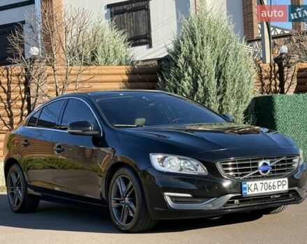 Черный Вольво С60, объемом двигателя 1.97 л и пробегом 140 тыс. км за 10500 $, фото 15 на Automoto.ua