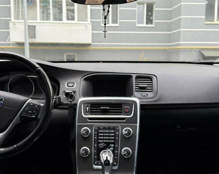 Чорний Вольво С60, об'ємом двигуна 1.97 л та пробігом 165 тис. км за 13600 $, фото 9 на Automoto.ua