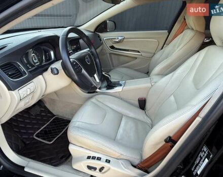 Черный Вольво С60, объемом двигателя 1.97 л и пробегом 140 тыс. км за 10500 $, фото 35 на Automoto.ua