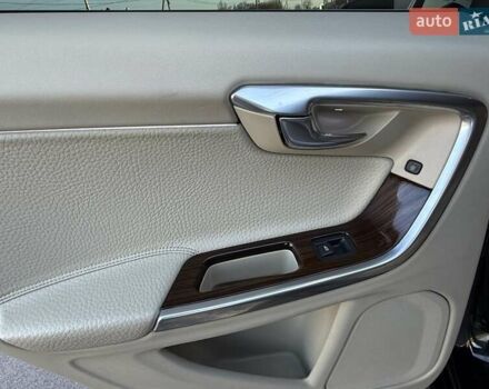 Черный Вольво С60, объемом двигателя 1.97 л и пробегом 140 тыс. км за 10500 $, фото 50 на Automoto.ua