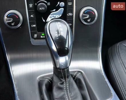 Черный Вольво С60, объемом двигателя 1.97 л и пробегом 82 тыс. км за 10500 $, фото 31 на Automoto.ua