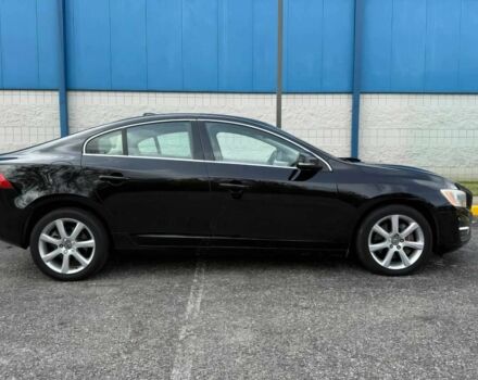 Чорний Вольво С60, об'ємом двигуна 2.5 л та пробігом 77 тис. км за 2100 $, фото 6 на Automoto.ua