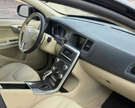 Чорний Вольво С60, об'ємом двигуна 2.5 л та пробігом 77 тис. км за 2100 $, фото 7 на Automoto.ua