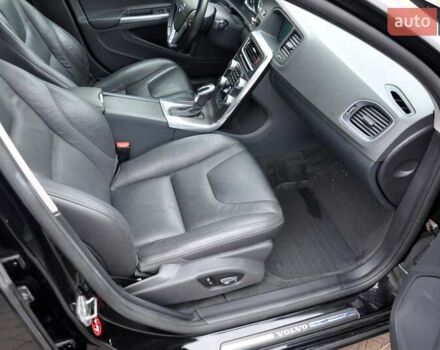 Черный Вольво С60, объемом двигателя 1.97 л и пробегом 82 тыс. км за 10500 $, фото 26 на Automoto.ua