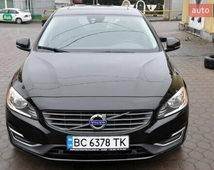 Черный Вольво С60, объемом двигателя 1.97 л и пробегом 82 тыс. км за 10500 $, фото 3 на Automoto.ua