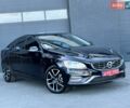 Черный Вольво С60, объемом двигателя 2 л и пробегом 210 тыс. км за 11990 $, фото 1 на Automoto.ua