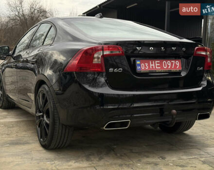 Черный Вольво С60, объемом двигателя 1.97 л и пробегом 237 тыс. км за 14800 $, фото 4 на Automoto.ua