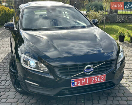 Черный Вольво С60, объемом двигателя 2 л и пробегом 237 тыс. км за 14750 $, фото 10 на Automoto.ua
