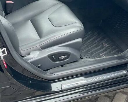 Чорний Вольво С60, об'ємом двигуна 2.52 л та пробігом 269 тис. км за 12000 $, фото 7 на Automoto.ua