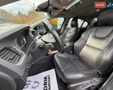 Вольво С60 2016 в Луцке на Automoto.ua Черный Вольво С60, объемом двигателя 2 л и пробегом 218 тыс. км за 8200 $, фото 15 на Automoto.ua