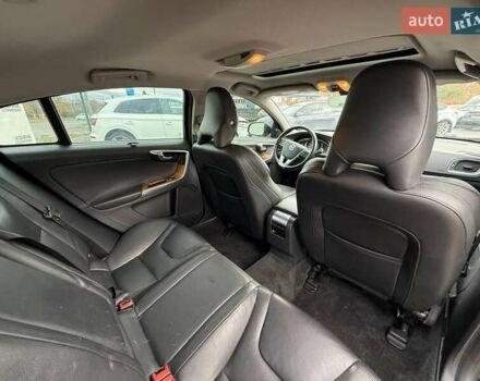 Вольво С60 2016 в Луцке на Automoto.ua Черный Вольво С60, объемом двигателя 2 л и пробегом 218 тыс. км за 8200 $, фото 10 на Automoto.ua