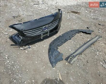 Черный Вольво С60, объемом двигателя 2 л и пробегом 88 тыс. км за 3000 $, фото 7 на Automoto.ua