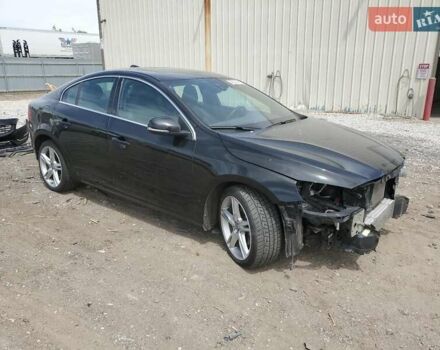 Черный Вольво С60, объемом двигателя 2 л и пробегом 88 тыс. км за 3000 $, фото 11 на Automoto.ua