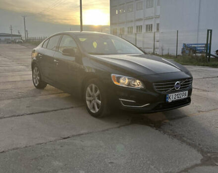 Черный Вольво С60, объемом двигателя 1.97 л и пробегом 225 тыс. км за 13700 $, фото 2 на Automoto.ua