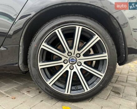 Вольво С60 2016 в Луцке на Automoto.ua Черный Вольво С60, объемом двигателя 2 л и пробегом 218 тыс. км за 8200 $, фото 9 на Automoto.ua