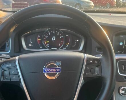 Черный Вольво С60, объемом двигателя 2.52 л и пробегом 270 тыс. км за 12000 $, фото 1 на Automoto.ua