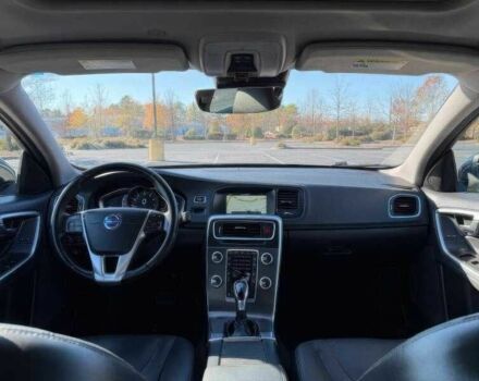 Черный Вольво С60, объемом двигателя 2.5 л и пробегом 99 тыс. км за 6600 $, фото 13 на Automoto.ua