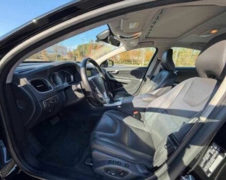 Черный Вольво С60, объемом двигателя 2.5 л и пробегом 99 тыс. км за 6600 $, фото 8 на Automoto.ua